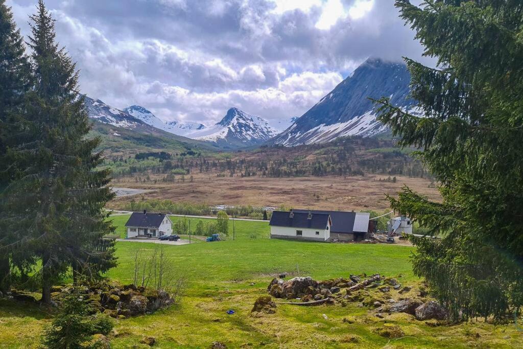 Holiday Home Among The Pearls Of Norway Stranda  Extérieur photo